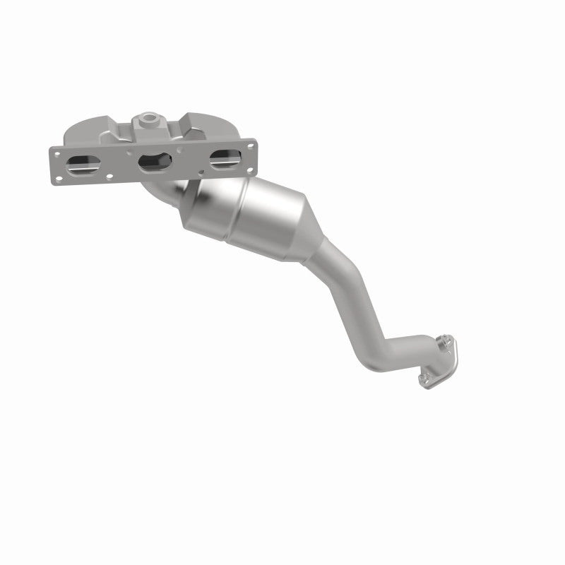 MagnaFlow 50430 hm grade manifold converter, front three-quarter view of the turntable spin