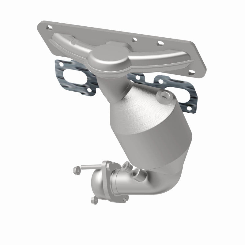MagnaFlow 49376 oem grade manifold converter, rear view of the turntable spin