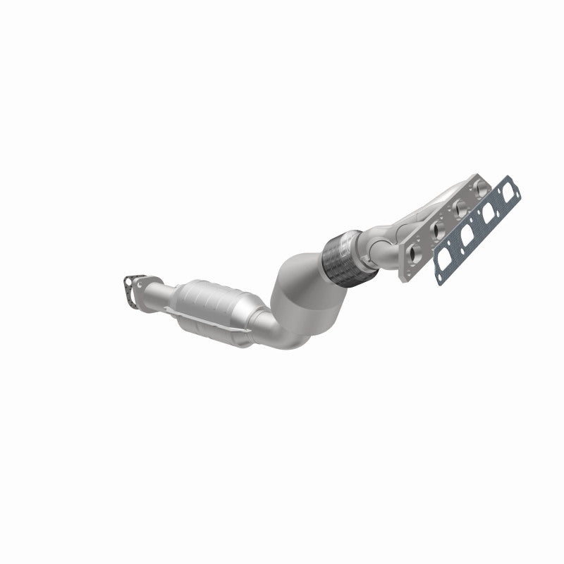 MagnaFlow 452859 carb manifold converter, opposite rear three-quarter view of the turntable spin
