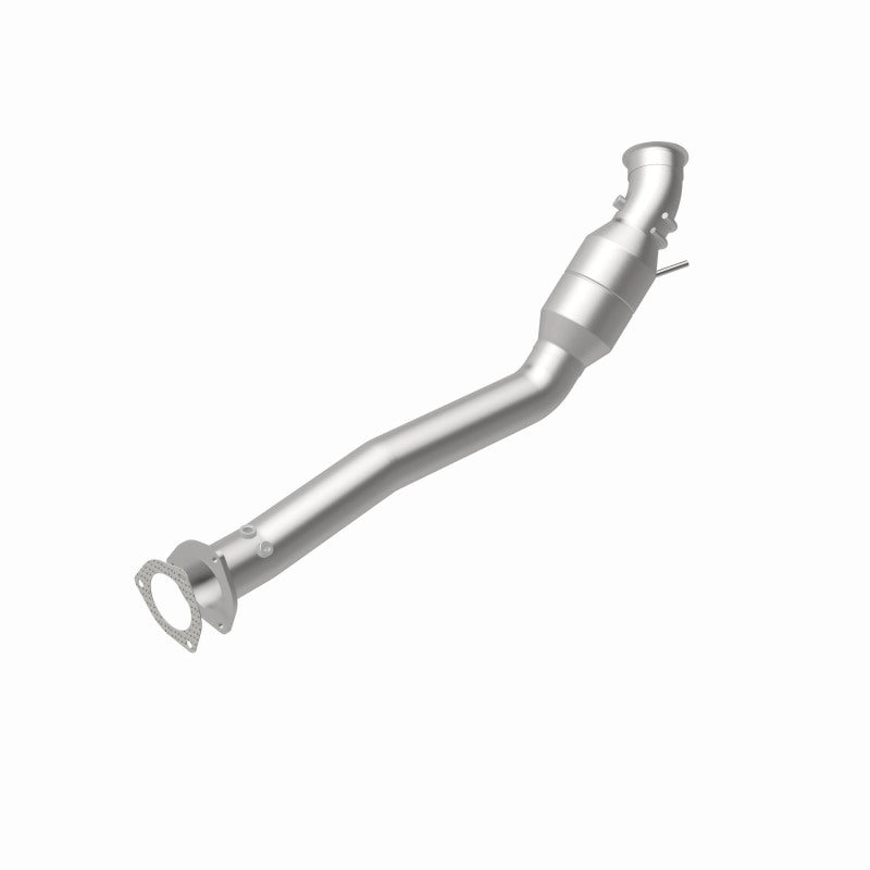 MagnaFlow 60507 oem grade direct-fit catalytic converter, rear view of the turntable spin