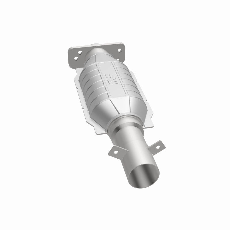 MagnaFlow 93486 epa direct-fit catalytic converter, opposite side view of the turntable spin