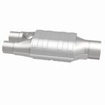 MagnaFlow 99047HM universal catalytic converter, side view of the turntable spin