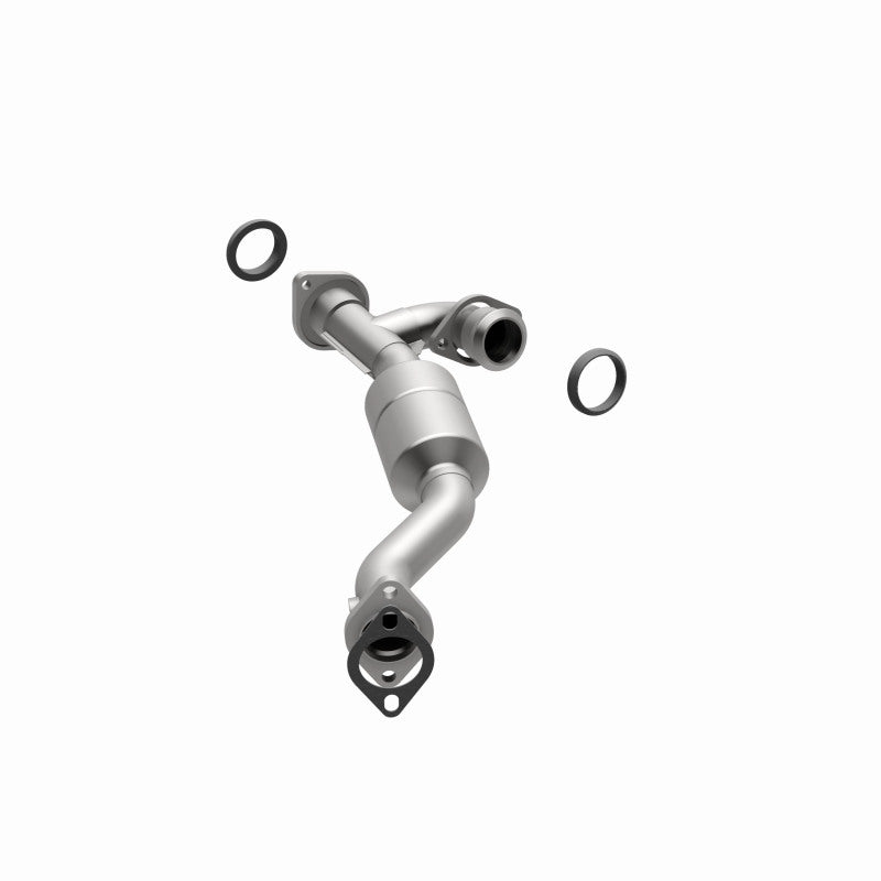 MagnaFlow 49512 oem grade direct-fit catalytic converter, opposite side view of the turntable spin