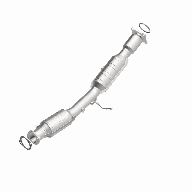 MagnaFlow 24144 hm grade direct-fit catalytic converter, rear view of the turntable spin