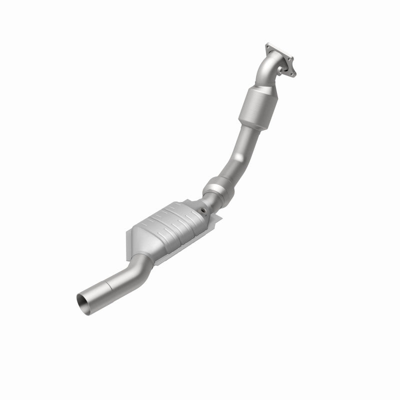 MagnaFlow 24500 hm grade direct-fit catalytic converter, rear view of the turntable spin