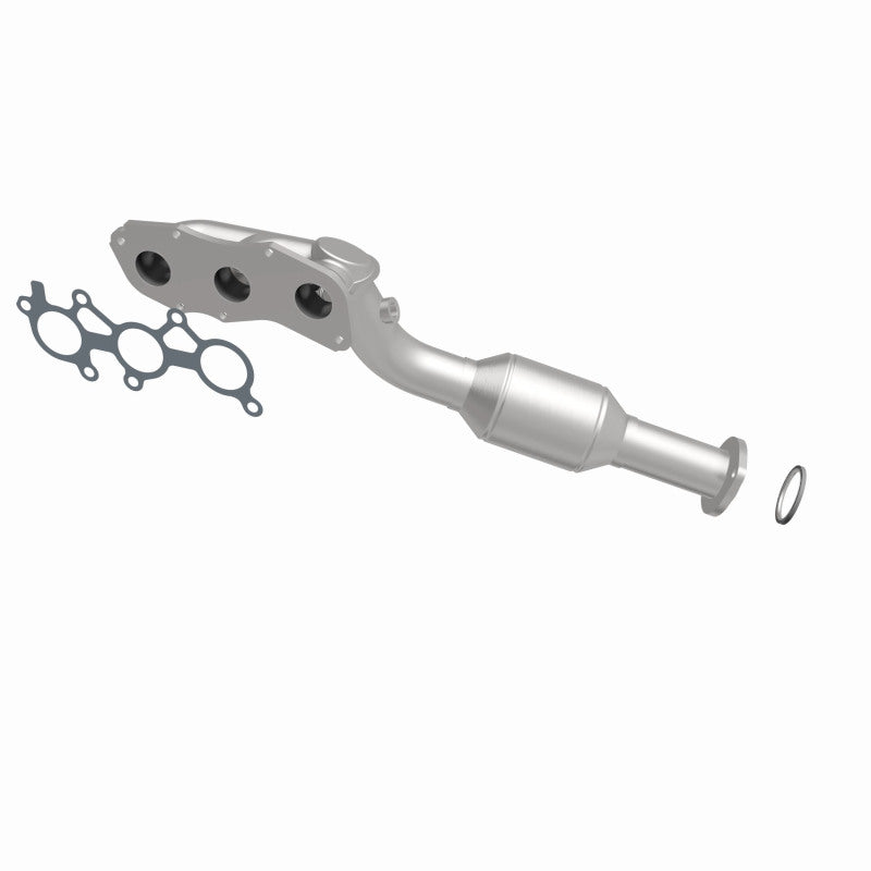 MagnaFlow 49995 oem grade manifold converter, side view of the turntable spin