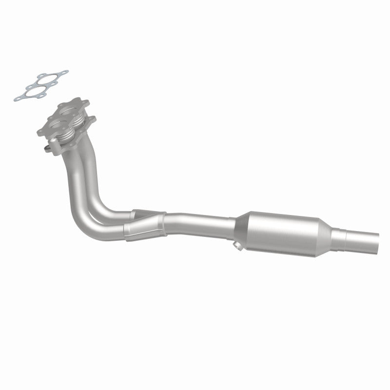 MagnaFlow 23207 epa direct-fit catalytic converter, side view of the turntable spin