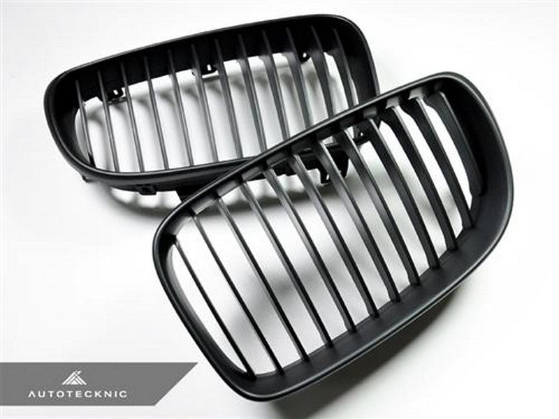 AutoTecknic Aero Black Front Grilles For BMW E82 135i - AutoTalent