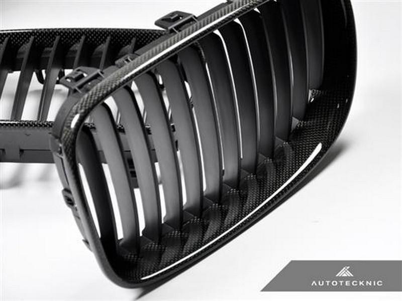 AutoTecknic Aero Carbon Fiber Front Grilles For BMW E82 135i - AutoTalent