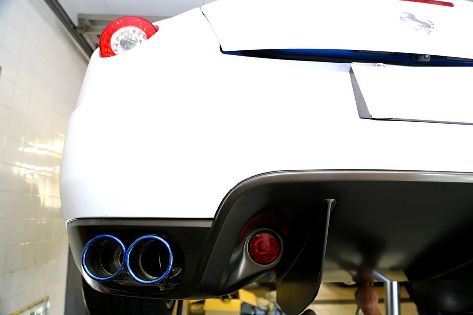 ARMYTRIX Titanium Valvetronic Exhaust System Quad Matte Black Tips For Ferrari 599 GTB 2006-2012