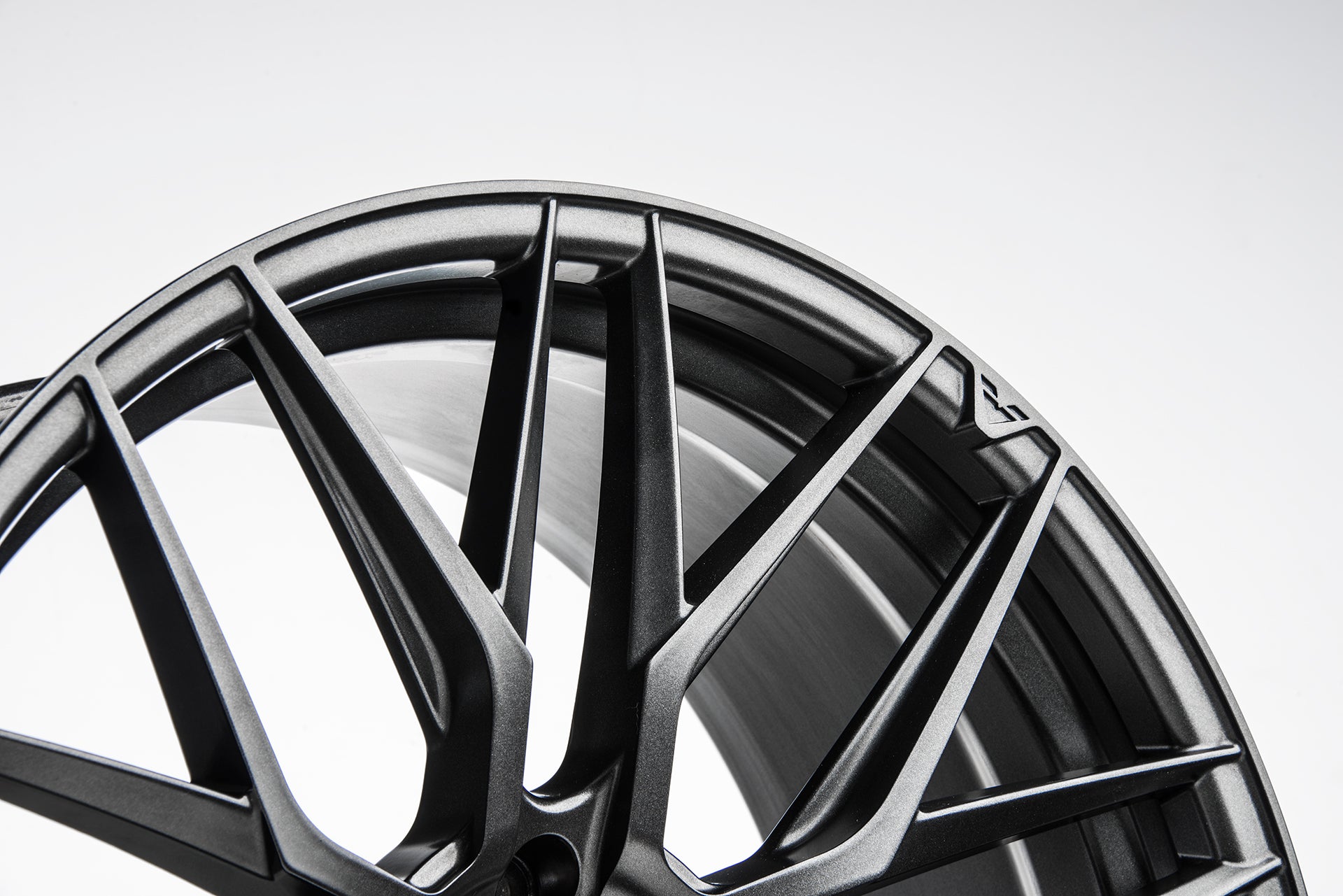 Vorsteiner V-FF 107 19-Inch Flow Forged Wheels - Cadillac CTS-V (2008-2015)