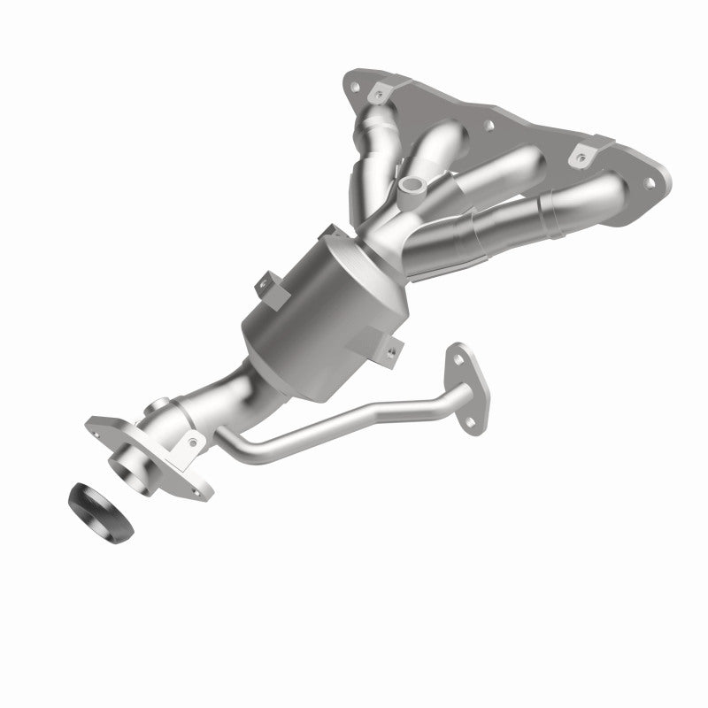 MagnaFlow 52441 oem grade manifold converter, rear view of the turntable spin