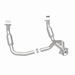 MagnaFlow 5451631 carb direct-fit catalytic converter, rear three-quarter view of the turntable spin