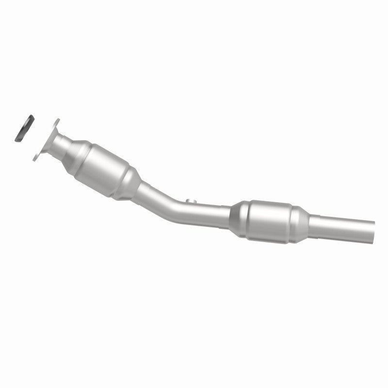 MagnaFlow 551461 carb direct-fit catalytic converter, side view of the turntable spin