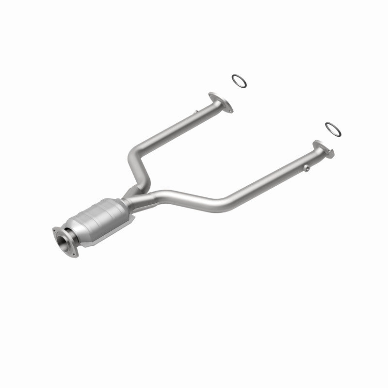 MagnaFlow 49085 oem grade direct-fit catalytic converter, rear view of the turntable spin