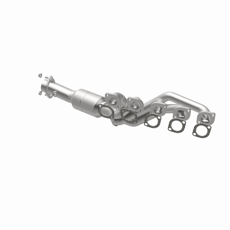 MagnaFlow 49804 oem grade manifold converter, opposite rear three-quarter view of the turntable spin