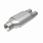 MagnaFlow 99047HM universal catalytic converter, rear view of the turntable spin