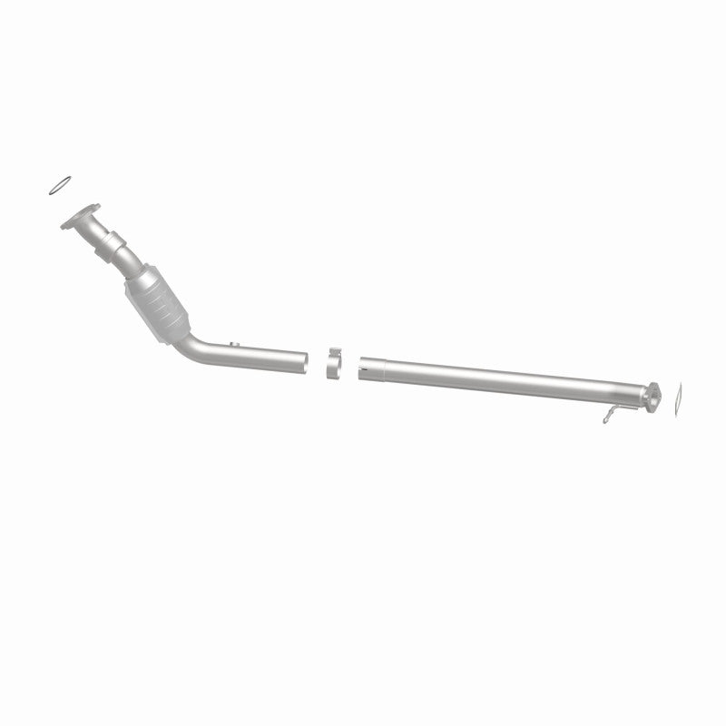 MagnaFlow 23795 hm grade direct-fit catalytic converter, side view of the turntable spin