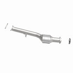 MagnaFlow 23147 hm grade direct-fit catalytic converter, side view of the turntable spin