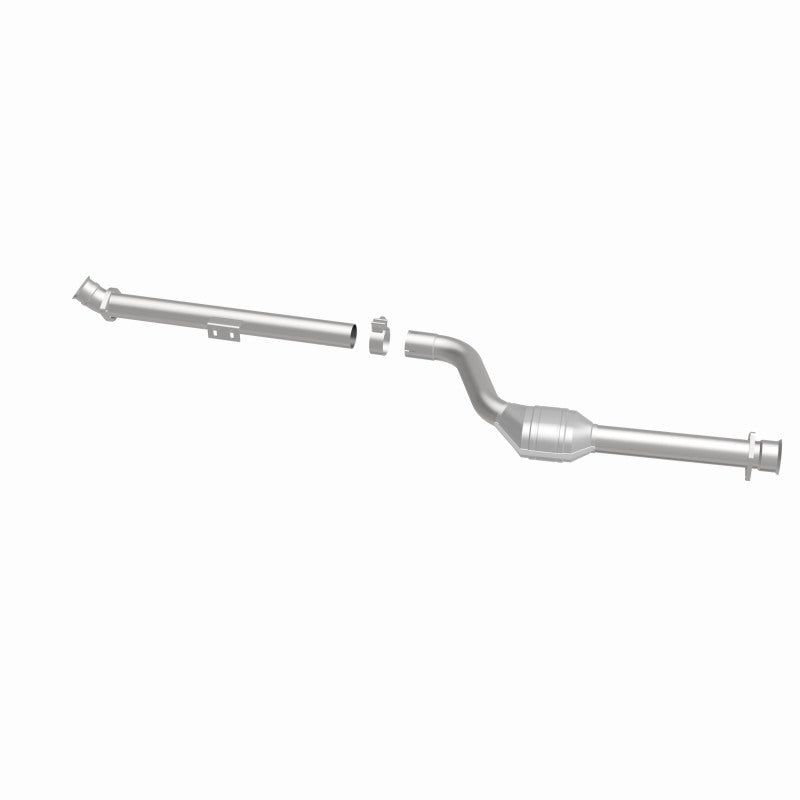 MagnaFlow 24276 hm grade direct-fit catalytic converter, side view of the turntable spin