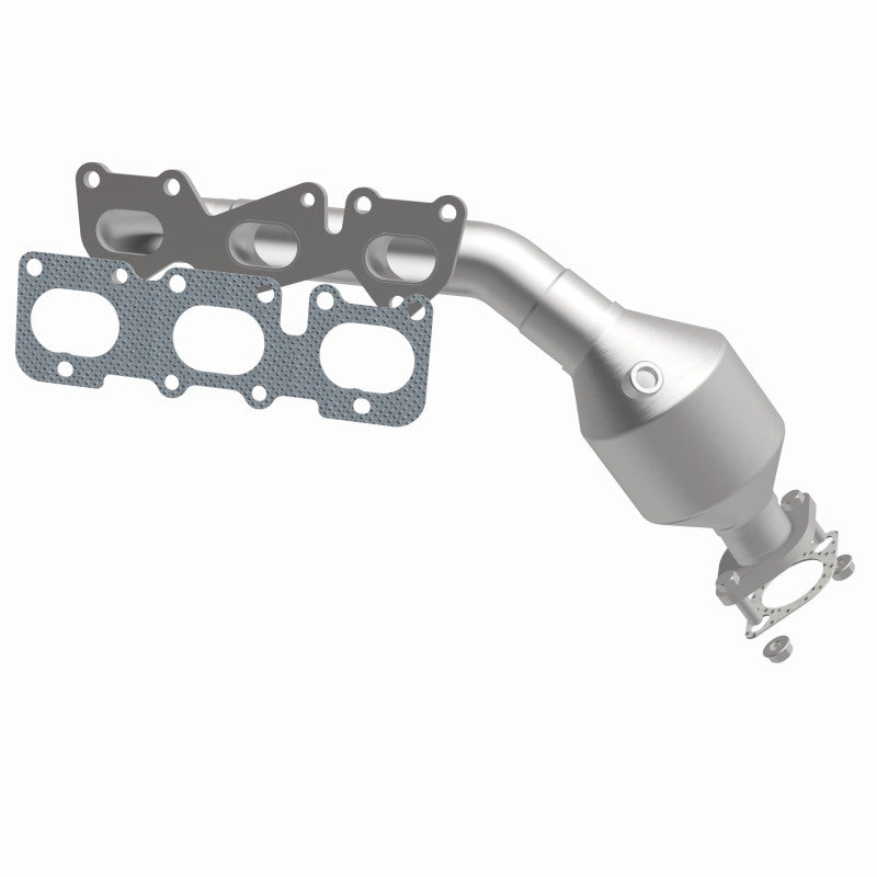 MagnaFlow 51401 oem grade manifold converter, front three-quarter view of the turntable spin