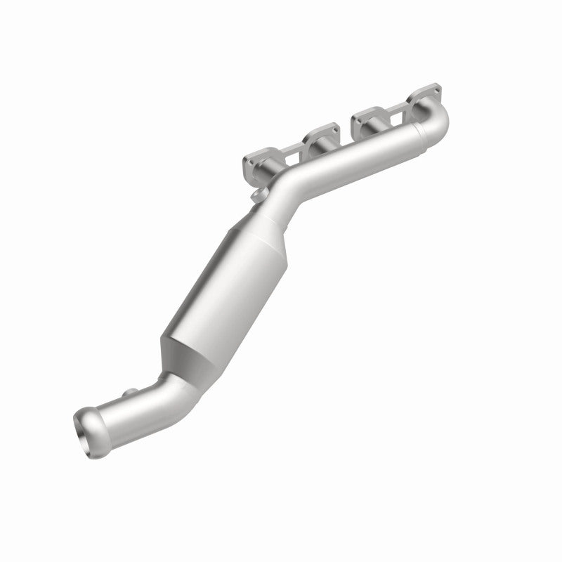 MagnaFlow 52236 oem grade manifold converter, rear view of the turntable spin