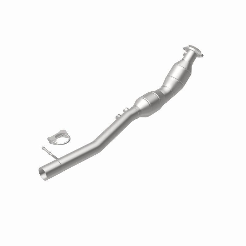 MagnaFlow 93680 hm grade direct-fit catalytic converter, rear view of the turntable spin