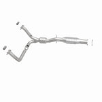 MagnaFlow 49110 oem grade direct-fit catalytic converter, side view of the turntable spin