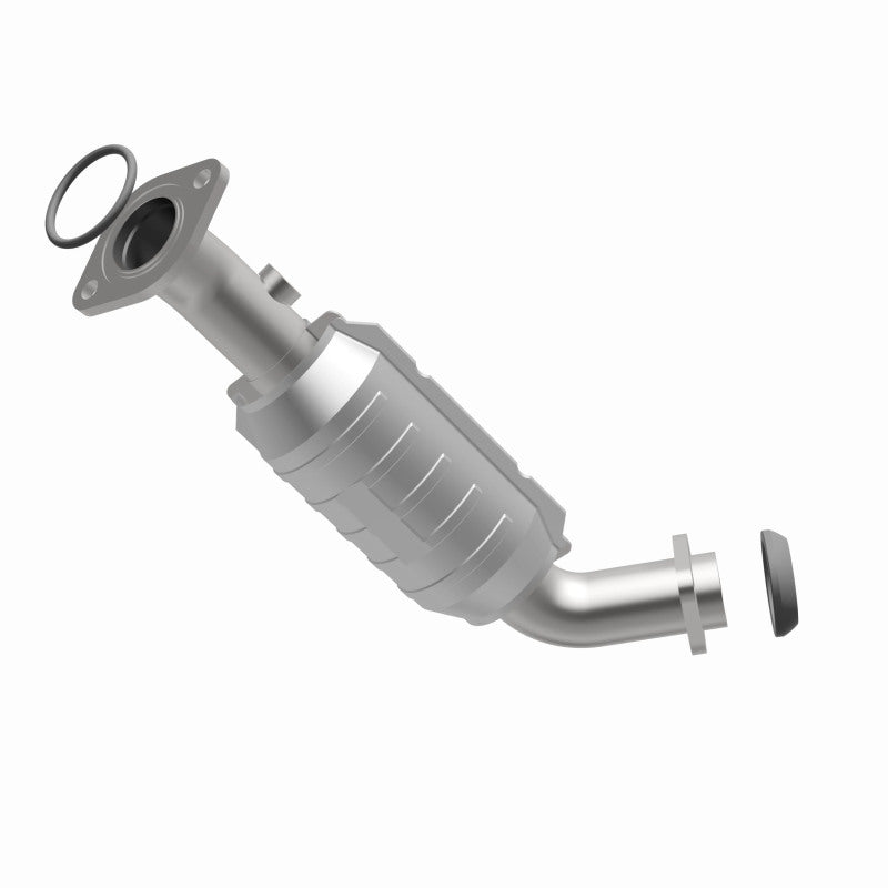 MagnaFlow 24931 hm grade direct-fit catalytic converter, side view of the turntable spin