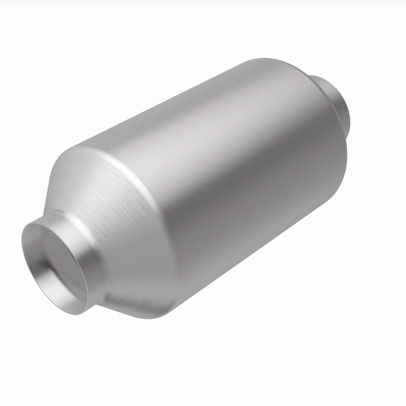 MagnaFlow 51809 universal catalytic converter, rear view of the turntable spin