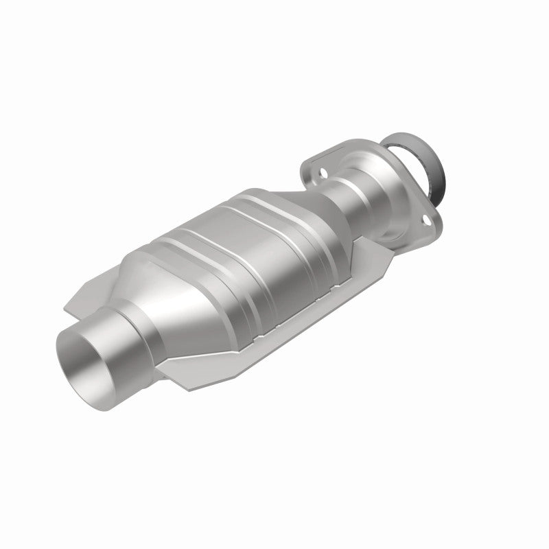 MagnaFlow 93268 hm grade direct-fit catalytic converter, rear view of the turntable spin