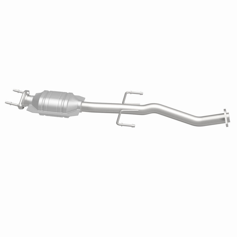 MagnaFlow 441672 carb direct-fit catalytic converter, side view of the turntable spin
