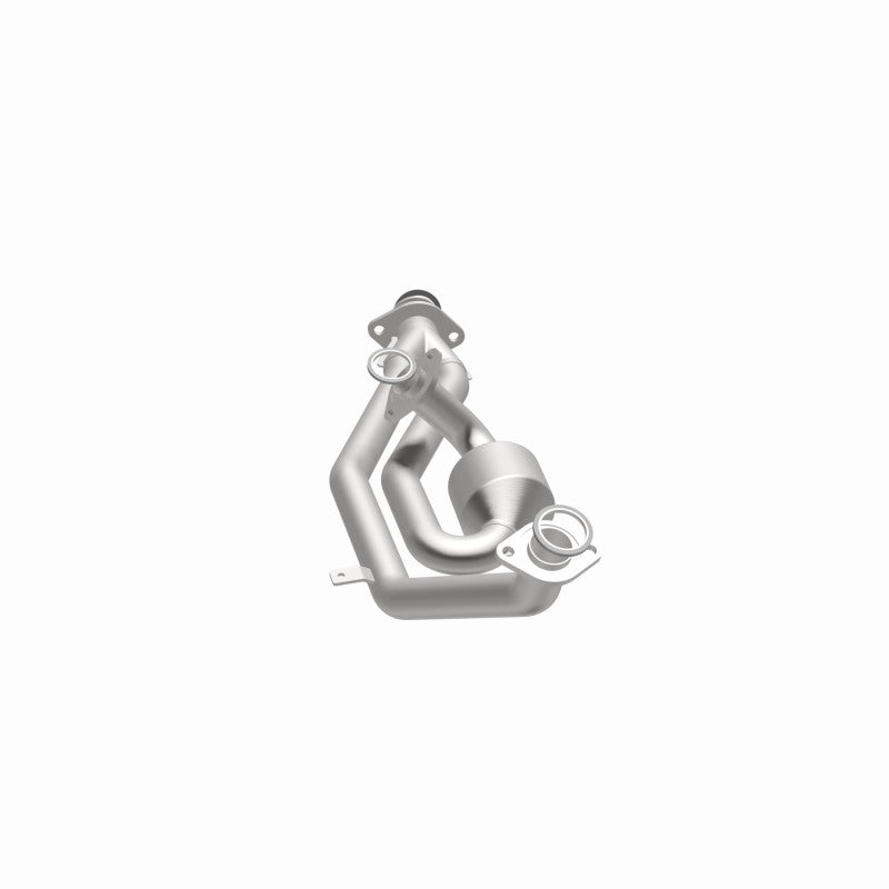 MagnaFlow 452136 carb manifold converter, opposite side view of the turntable spin