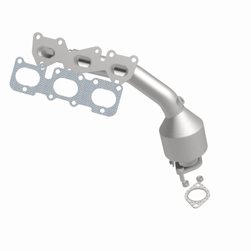 MagnaFlow 52309 oem grade manifold converter, side view of the turntable spin