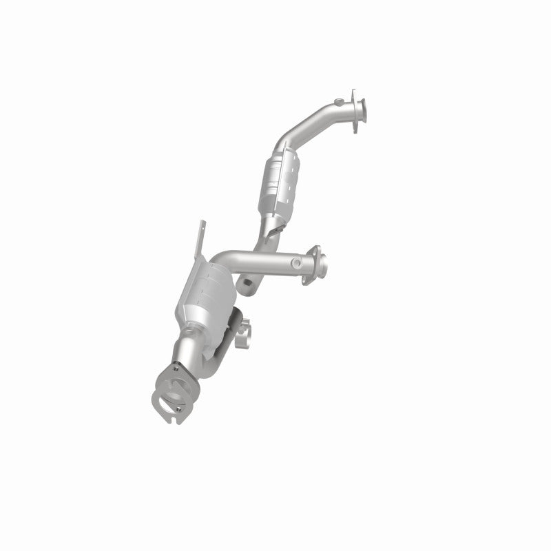 MagnaFlow 444034 carb direct-fit catalytic converter, side view of the turntable spin