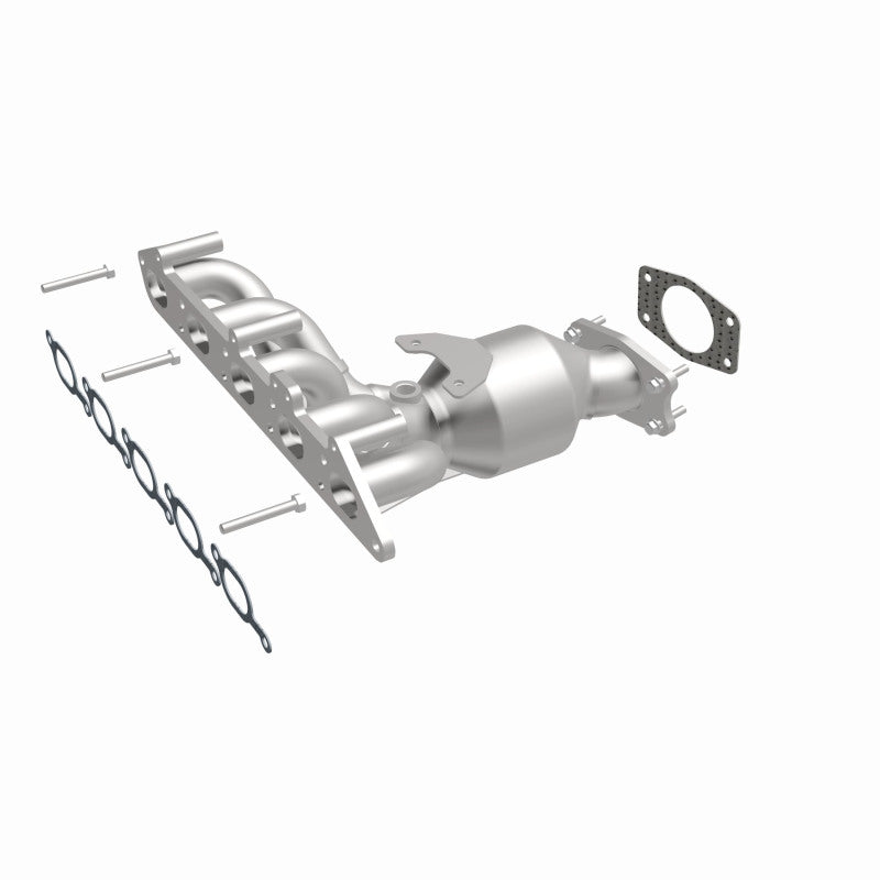 MagnaFlow 452425 carb manifold converter, front three-quarter view of the turntable spin