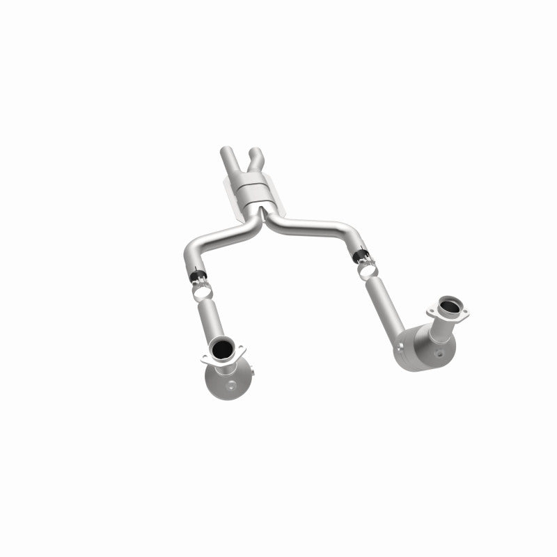 MagnaFlow 52099 oem grade direct-fit catalytic converter, opposite side view of the turntable spin
