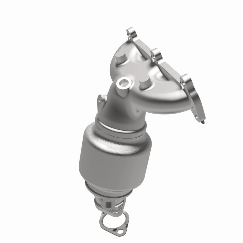 MagnaFlow 452044 carb manifold converter, opposite side view of the turntable spin