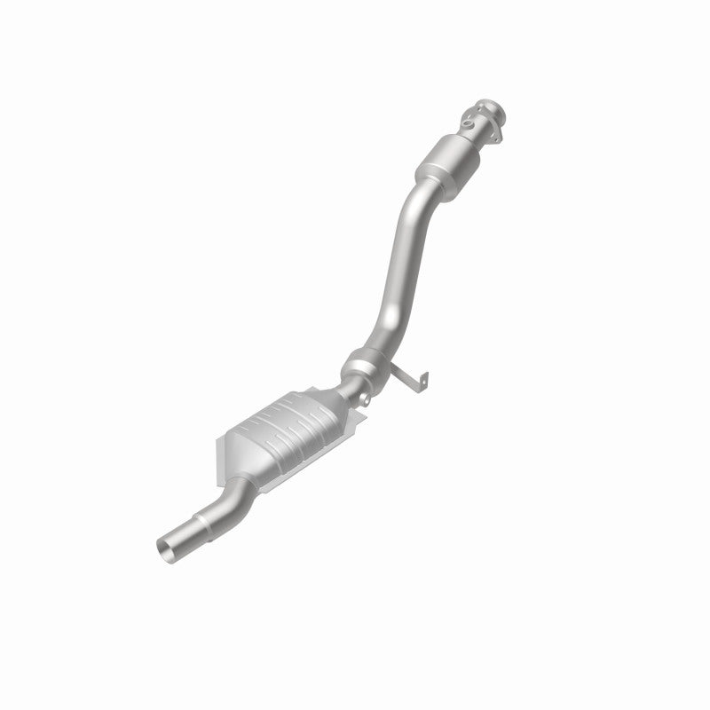 MagnaFlow 24119 hm grade direct-fit catalytic converter, rear view of the turntable spin