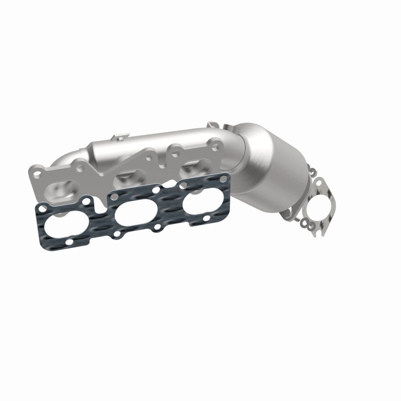 MagnaFlow 52779 oem grade manifold converter, opposite front three-quarter view of the turntable spin