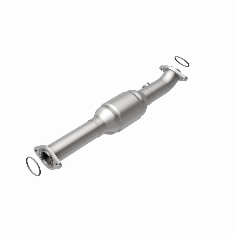 MagnaFlow 93661 hm grade direct-fit catalytic converter, rear view of the turntable spin