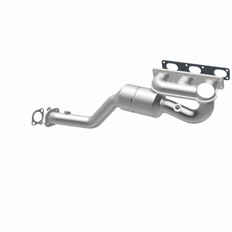 MagnaFlow 452465 carb manifold converter, opposite rear three-quarter view of the turntable spin
