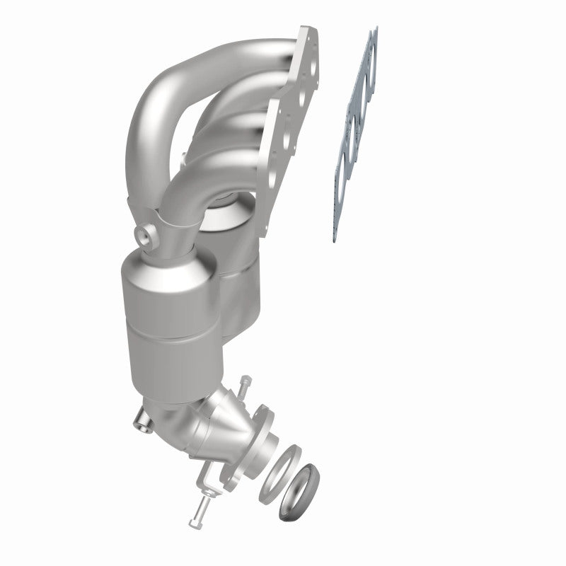 MagnaFlow 51830 oem grade manifold converter, side view of the turntable spin