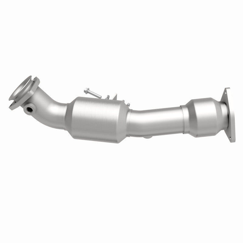 MagnaFlow 24184 hm grade direct-fit catalytic converter, side view of the turntable spin