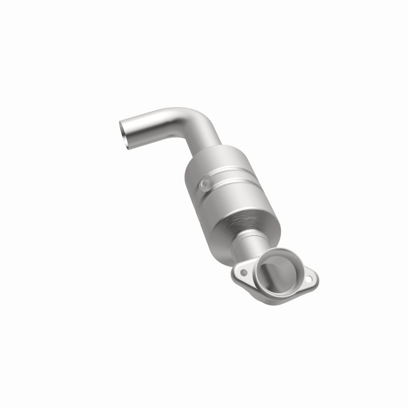 MagnaFlow 52419 oem grade direct-fit catalytic converter, opposite side view of the turntable spin