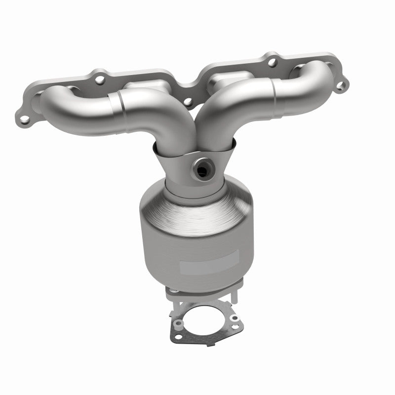 MagnaFlow 24998 hm grade manifold converter, opposite side view of the turntable spin