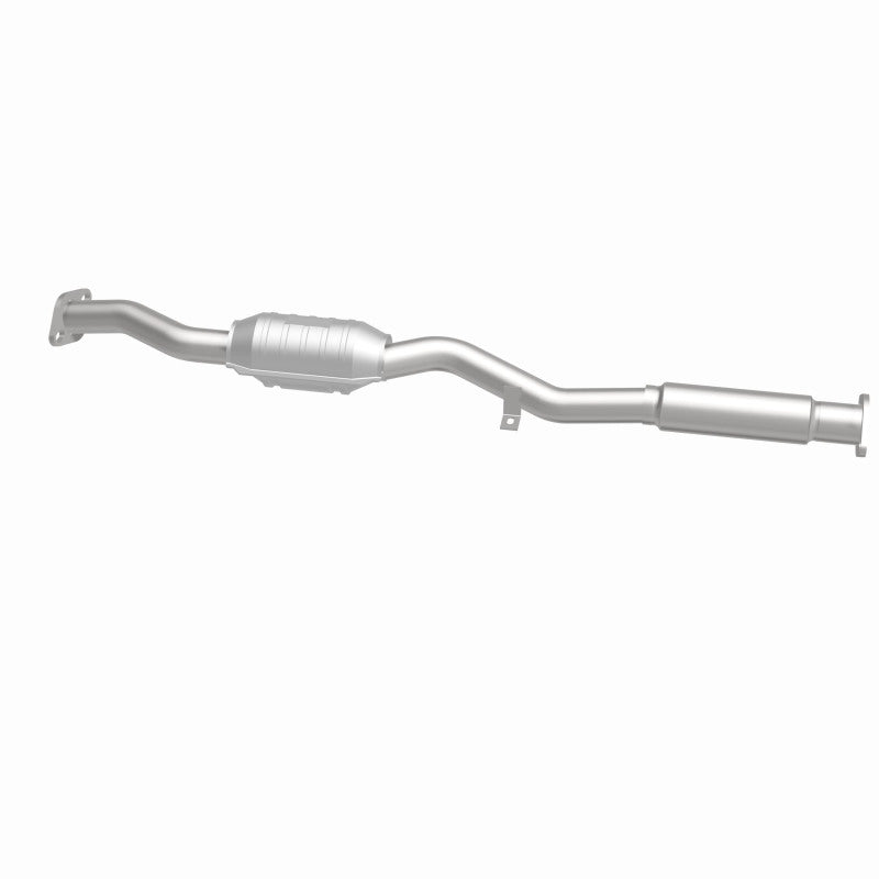 MagnaFlow 22768 epa direct-fit catalytic converter, side view of the turntable spin