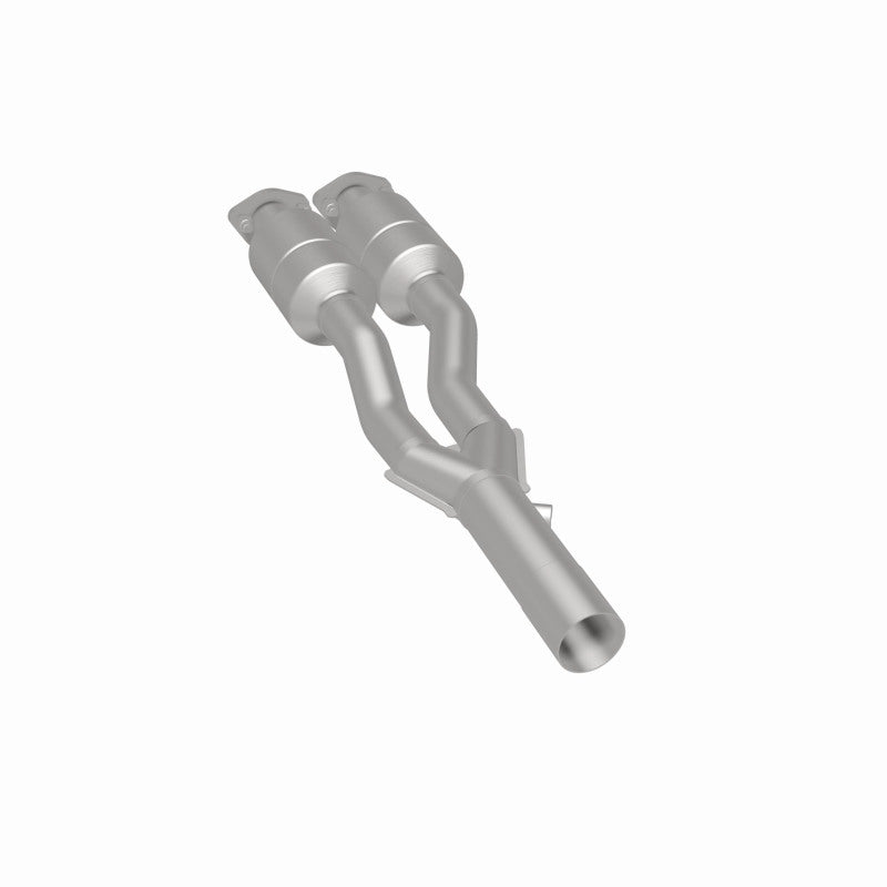 MagnaFlow 4481010 carb direct-fit catalytic converter, rear three-quarter view of the turntable spin