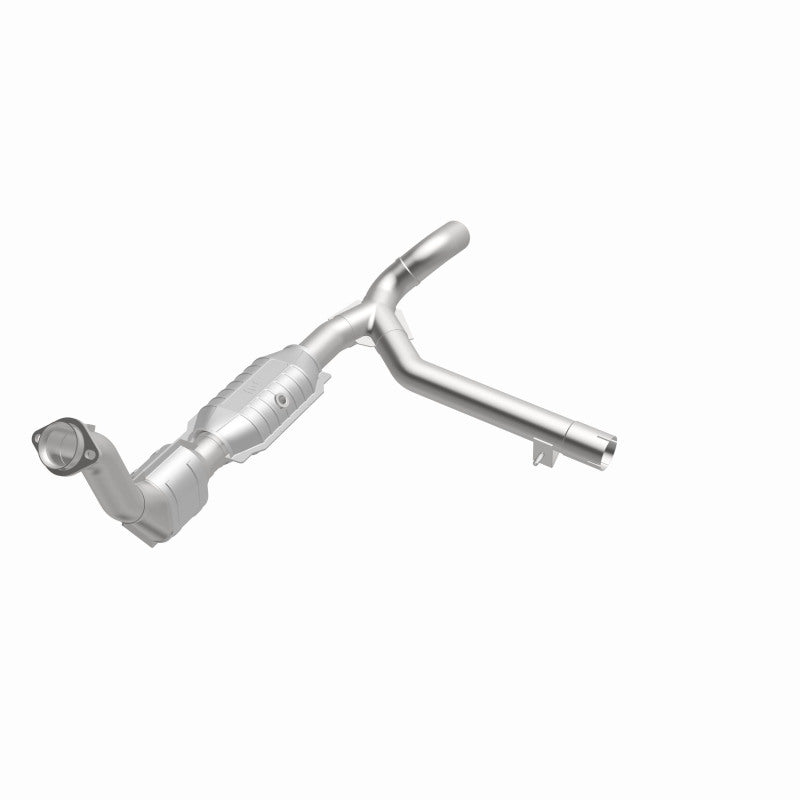 MagnaFlow 93626 hm grade direct-fit catalytic converter, opposite front three-quarter view of the turntable spin