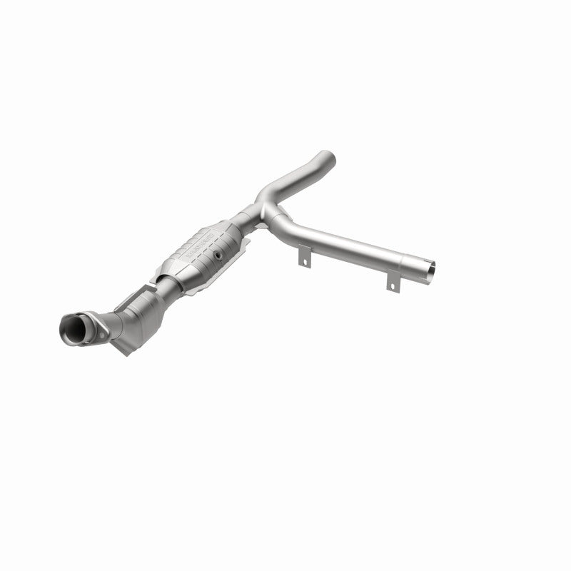 MagnaFlow 93122 hm grade direct-fit catalytic converter, opposite front three-quarter view of the turntable spin